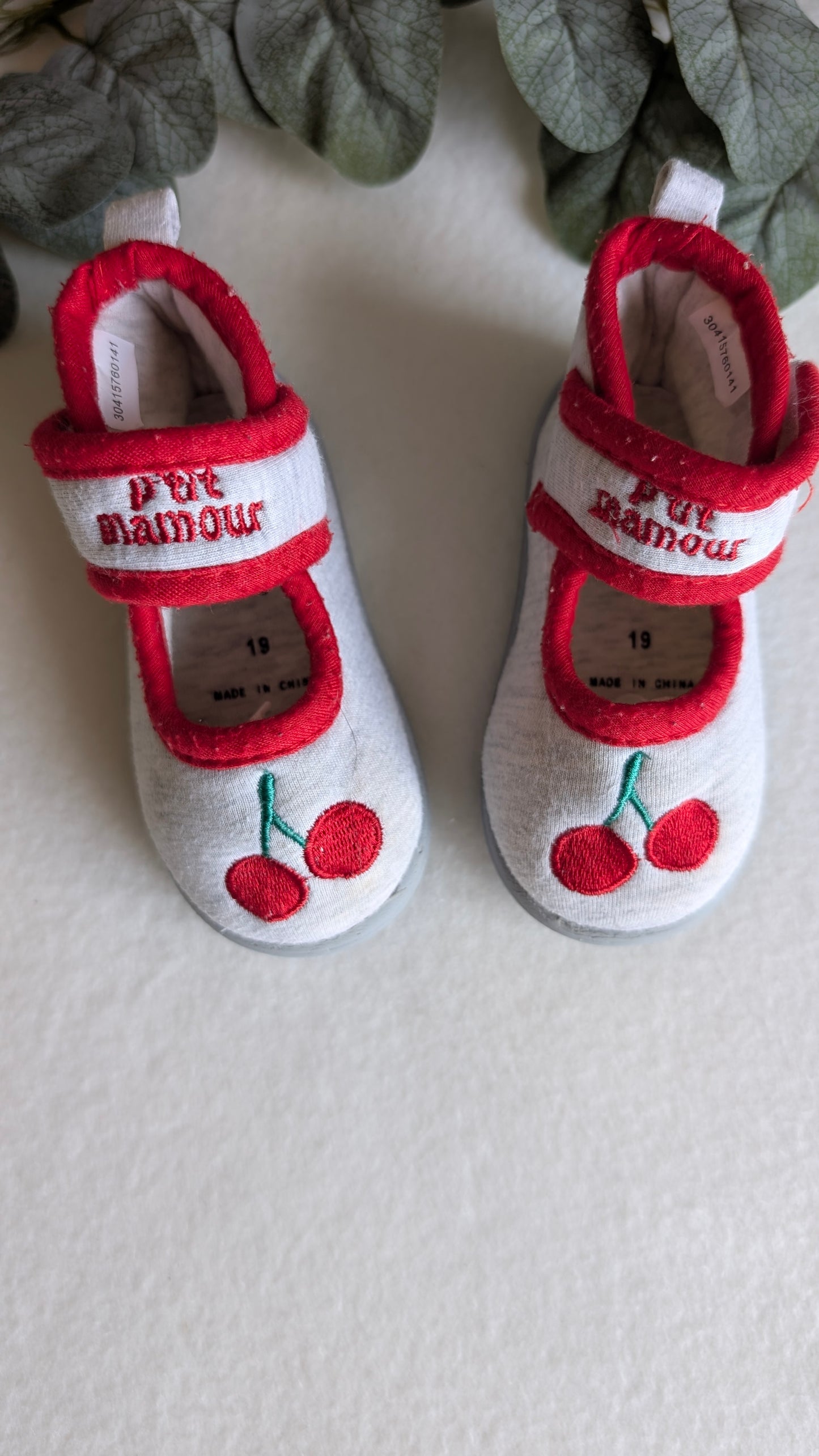 Chaussons bébé fille "Cerises 🍒"