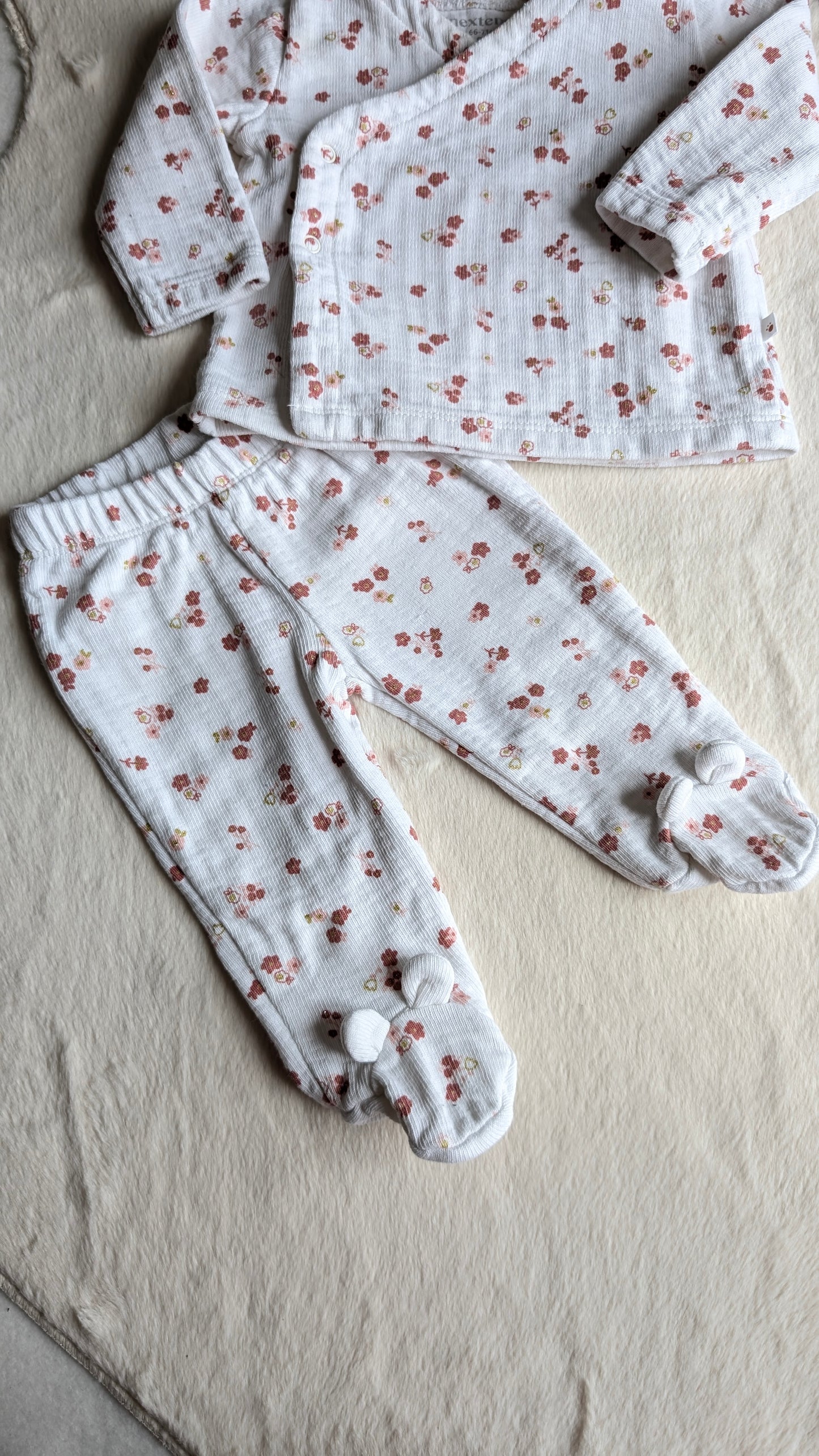Pyjama 2 pièces fleuries