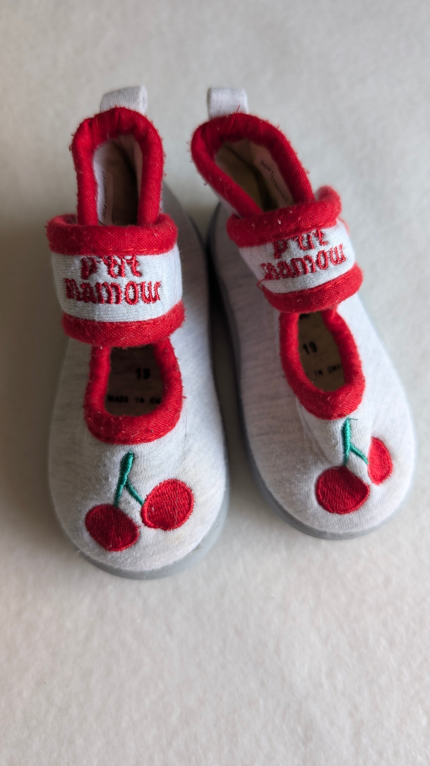 Chaussons bébé fille "Cerises 🍒"