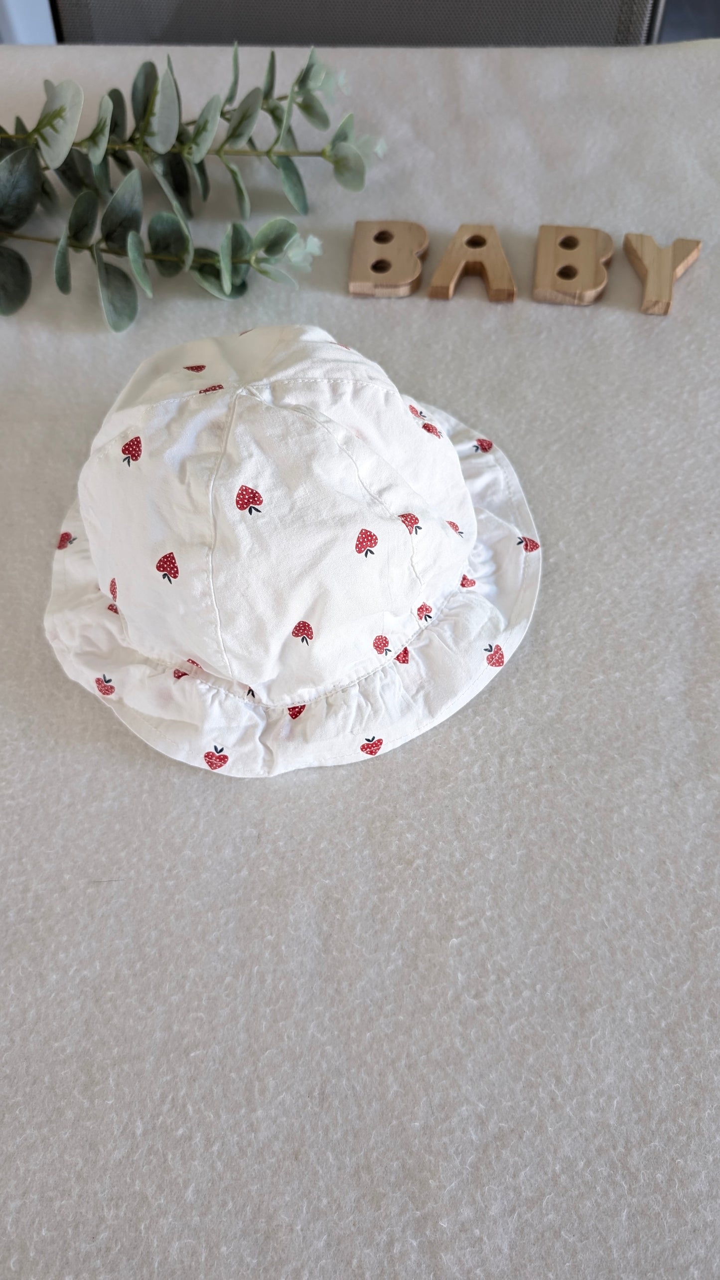 Chapeau "petite  fraises 🍓"